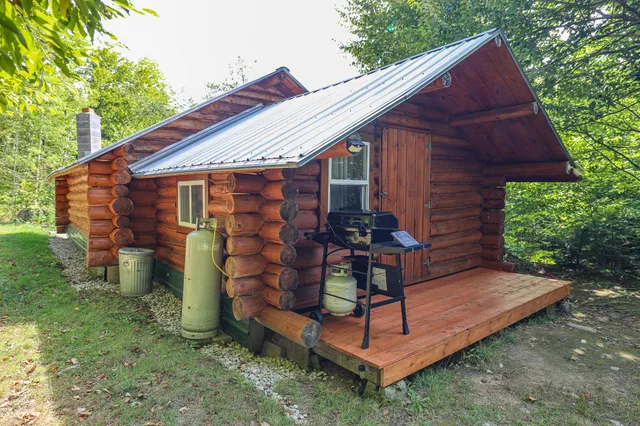 $175,000 | 166 Lamb Road, Carthage, ME 04224