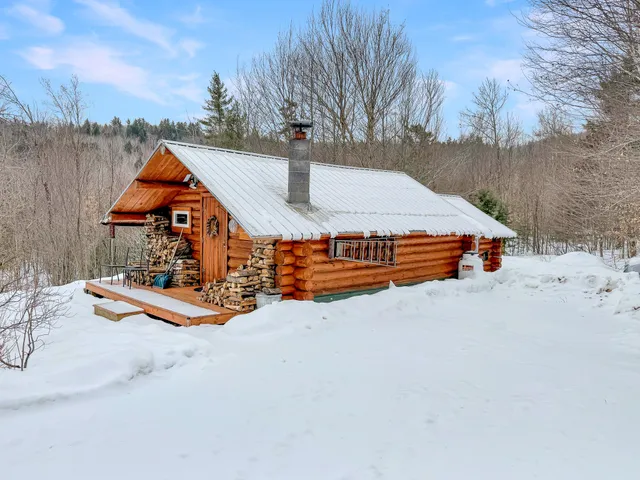 $175,000 | 166 Lamb Road, Carthage, ME 04224
