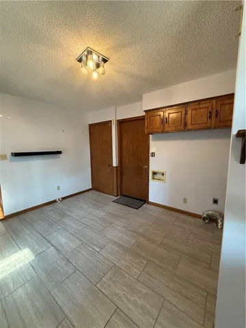 $249,900 | 801 Overbrook Drive, Macon, MO 63552