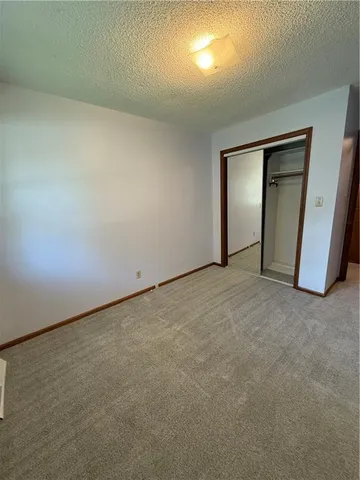 $249,900 | 801 Overbrook Drive, Macon, MO 63552