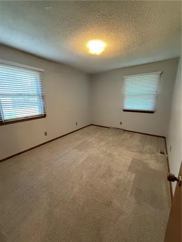 $249,900 | 801 Overbrook Drive, Macon, MO 63552