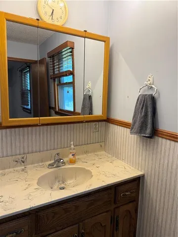 $249,900 | 801 Overbrook Drive, Macon, MO 63552