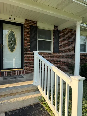 $249,900 | 801 Overbrook Drive, Macon, MO 63552