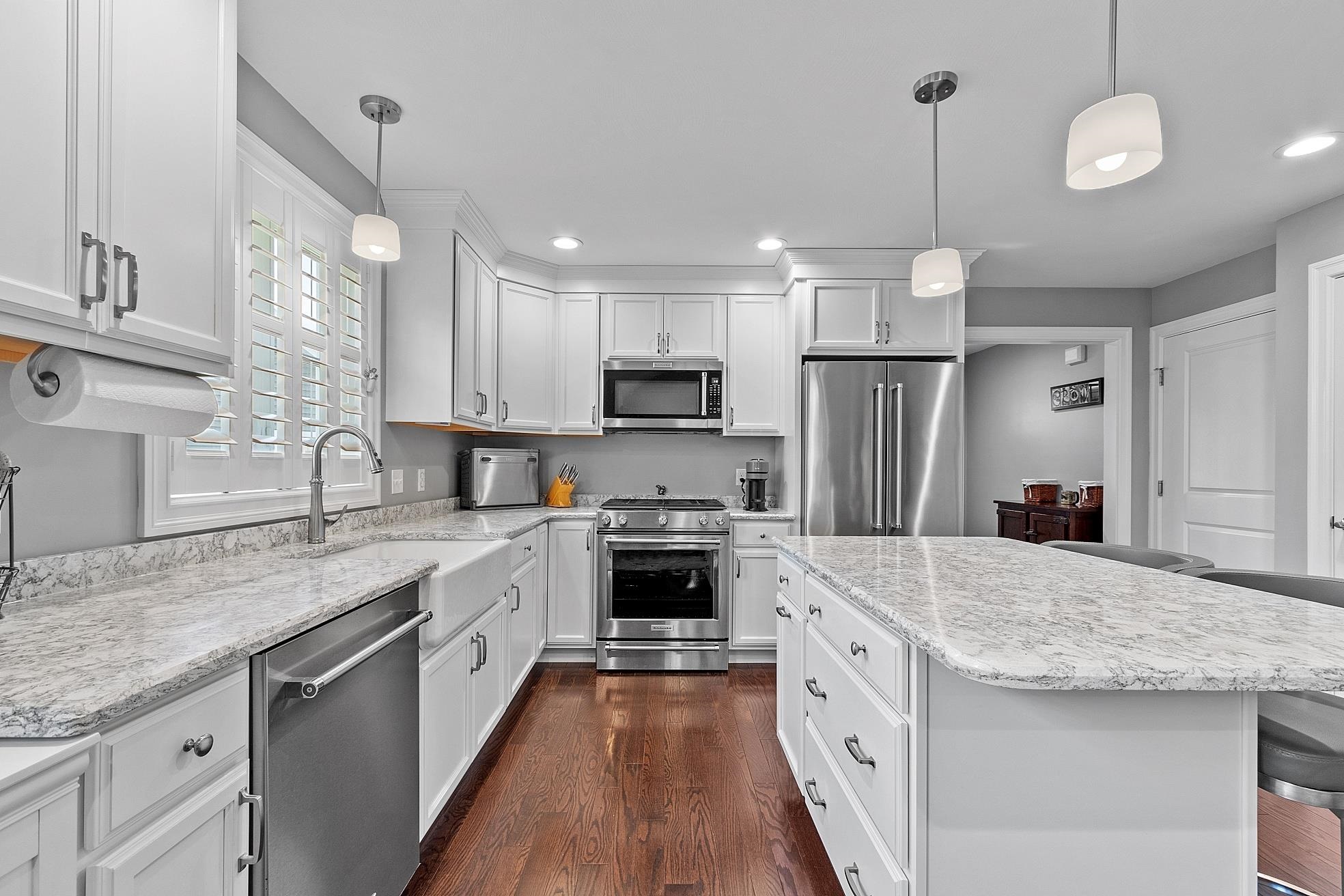 7 Paddock Circle, Unit 12 Nashua, NH 03062 - Photo 4 of 23