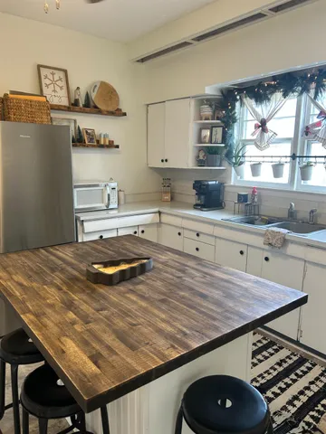 $280,000 | 416 Manchester Street, Aurora, IN 47001