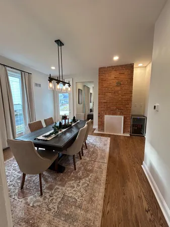 $272,500 | 416 Manchester Street, Aurora, IN 47001