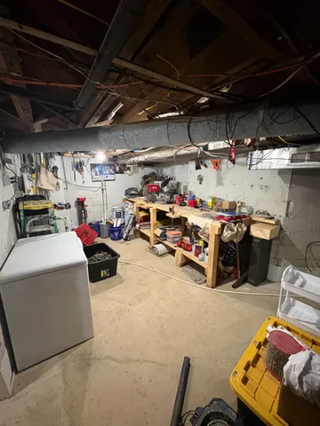 $280,000 | 416 Manchester Street, Aurora, IN 47001