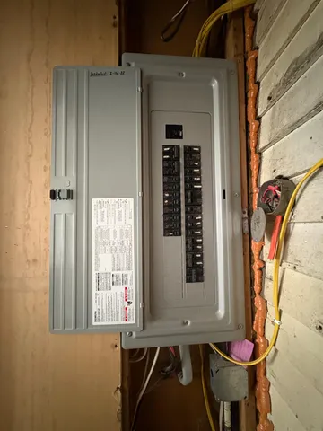 $280,000 | 416 Manchester Street, Aurora, IN 47001