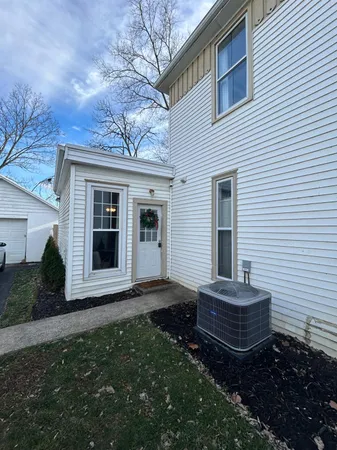 $272,500 | 416 Manchester Street, Aurora, IN 47001