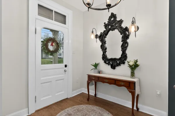 $272,500 | 416 Manchester Street, Aurora, IN 47001