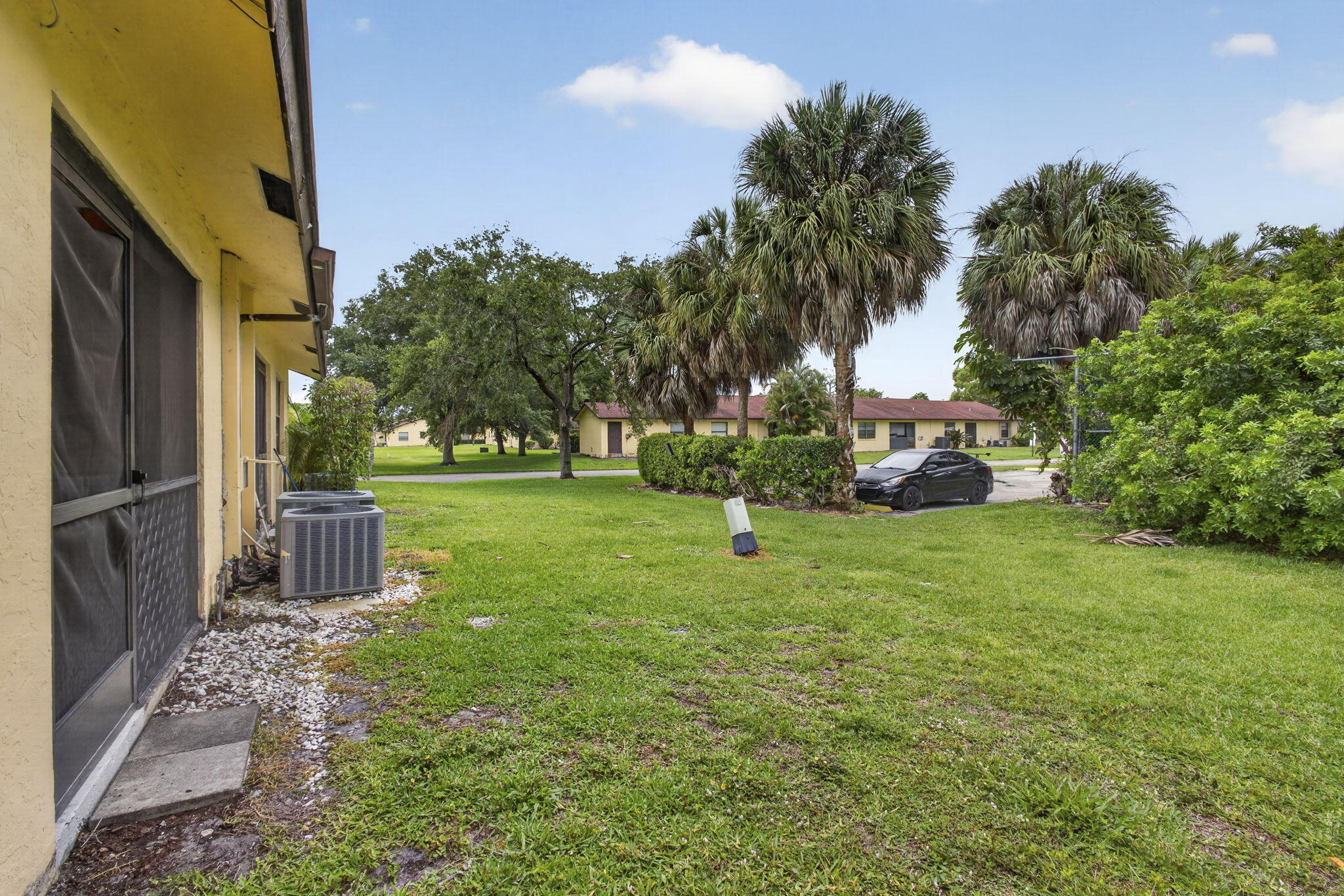 4661 Perth Road West Palm Beach, FL 33415 - Photo 33 of 33 32-web-or-mls-BS1A3769