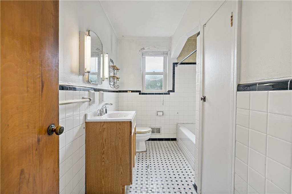 613 Main Street McKees Rocks, PA 15136 - Photo 10 of 25 Gallery Image 10