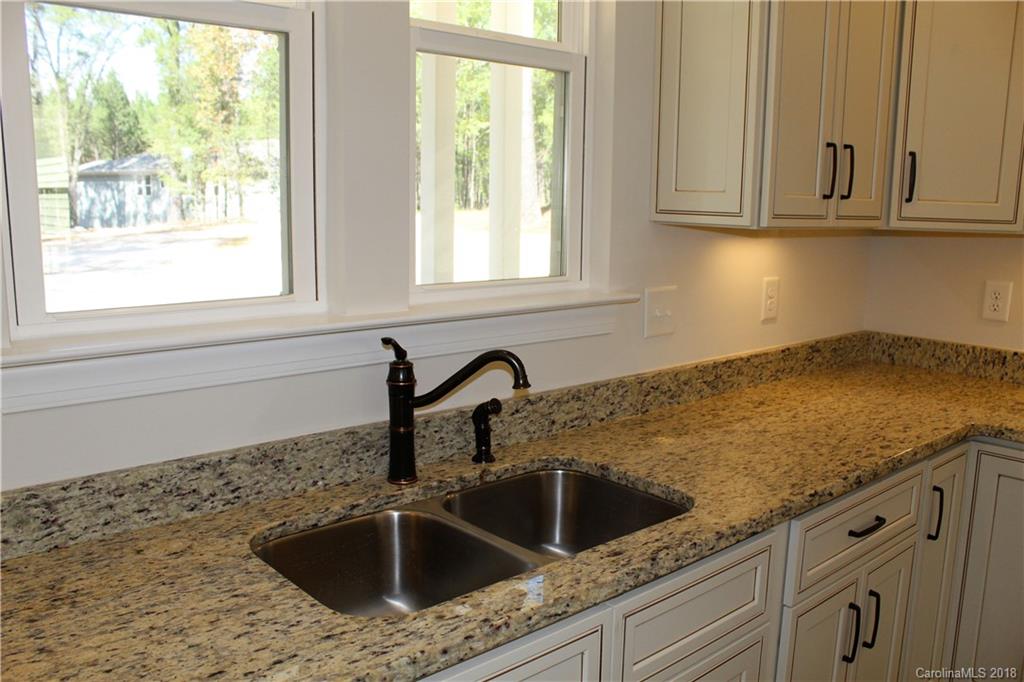 4611 Old Hickory Road Van Wyck, SC 29720 - Photo 10 of 29 Gallery Image 10