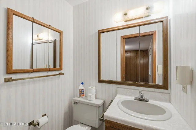 $250,000 | 2133 Highway 30, Athens, TN 37303