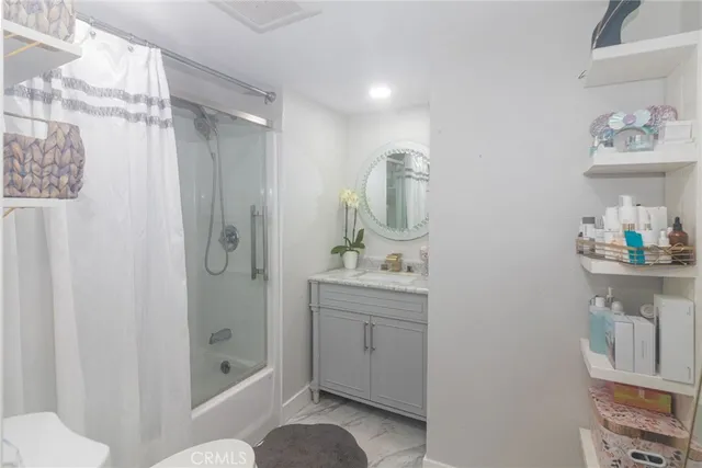 $250,000 | 133 De Soto Lane, Tustin, CA 92780