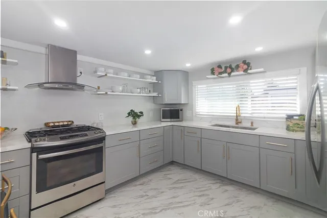 $250,000 | 133 De Soto Lane, Tustin, CA 92780