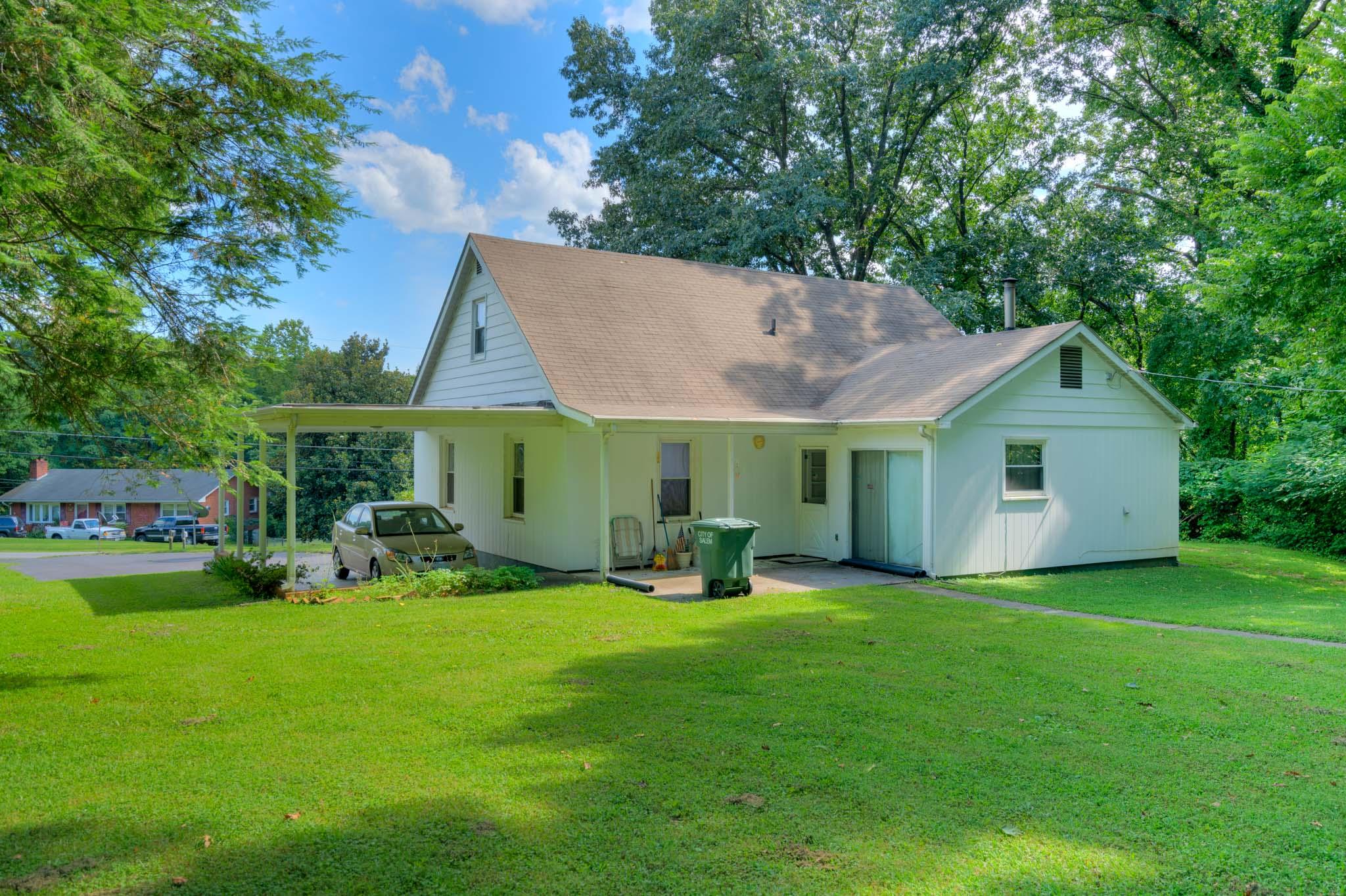 2271 Valleydale Road Salem, VA 24153 - Photo 18 of 28 2271_ValleydaleRd_Web-18
