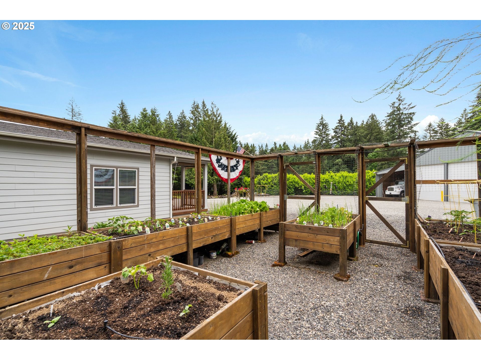 12610 Northeast Potter Road Battle Ground, WA 98604 - Photo 40 of 43 Garden