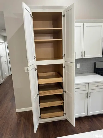 $2,600 | 18 Elmwood Drive, Blue Grass, IA 52726