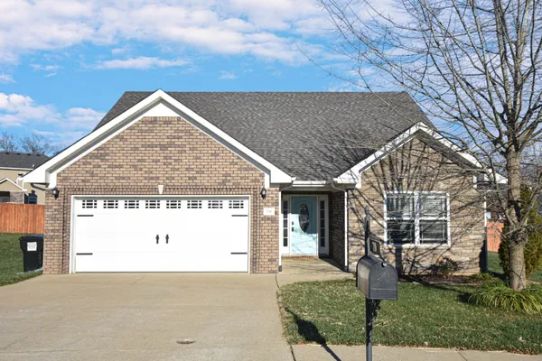 $1,700 | 716 Elm Street, Clarksville, TN 37040