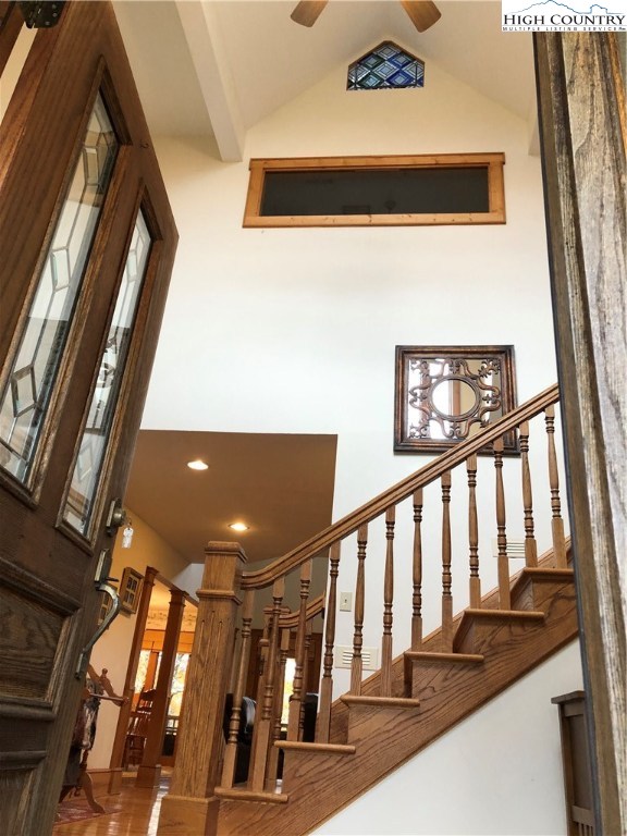 416 Oz Road Beech Mountain, NC 28604 - Photo 3 of 28 Gallery Image 3