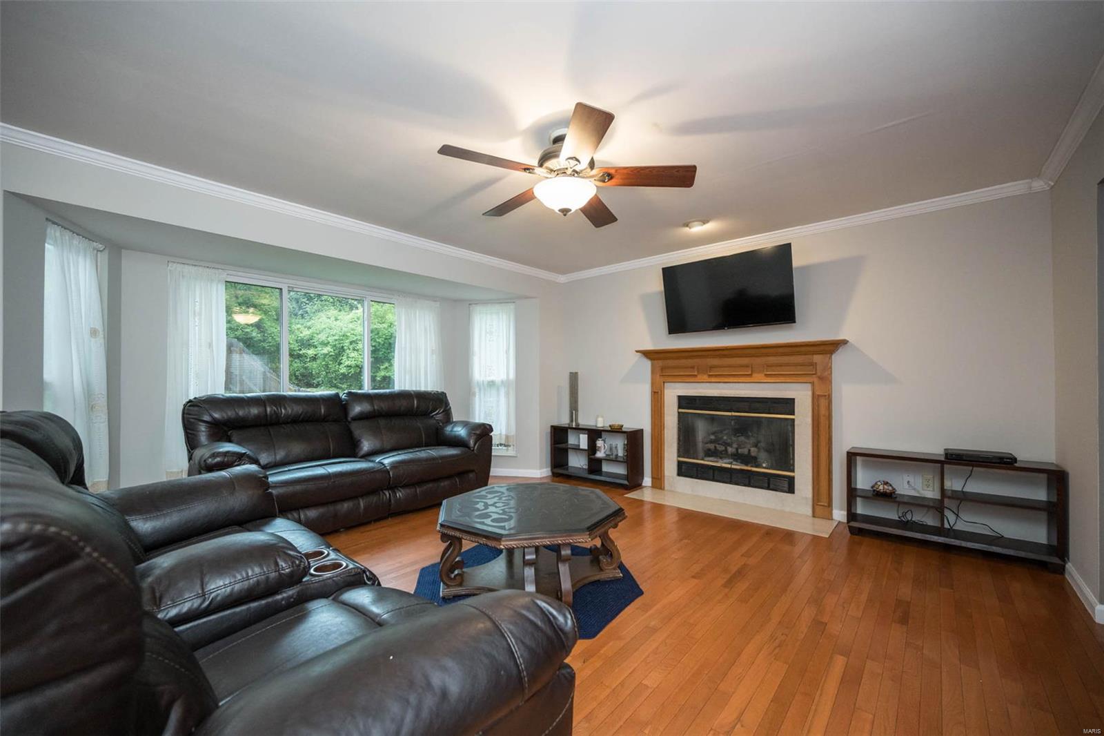 3509 Bostons Farm Drive Bridgeton, MO 63044 - Photo 11 of 33