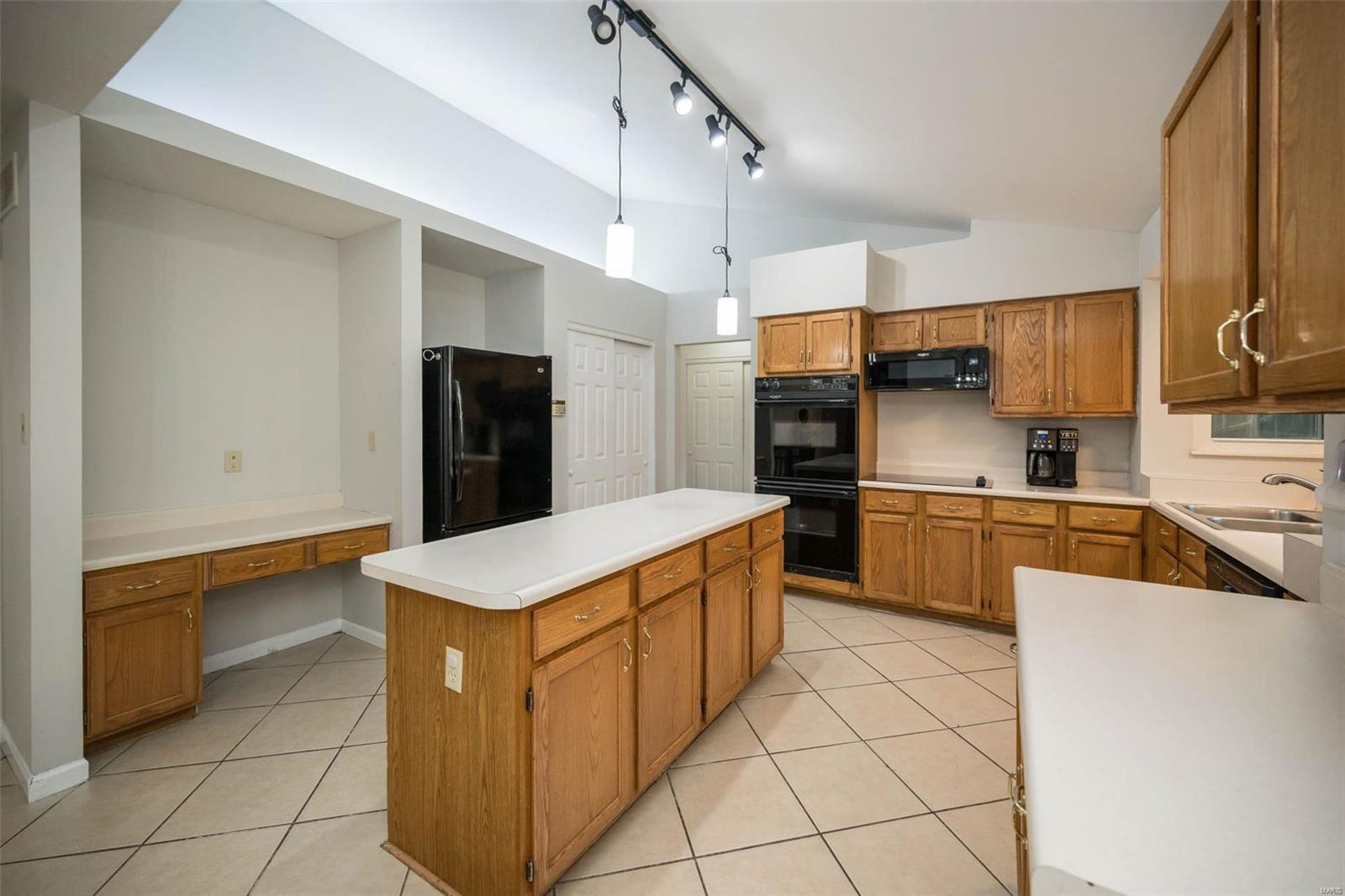 3509 Bostons Farm Drive Bridgeton, MO 63044 - Photo 14 of 33