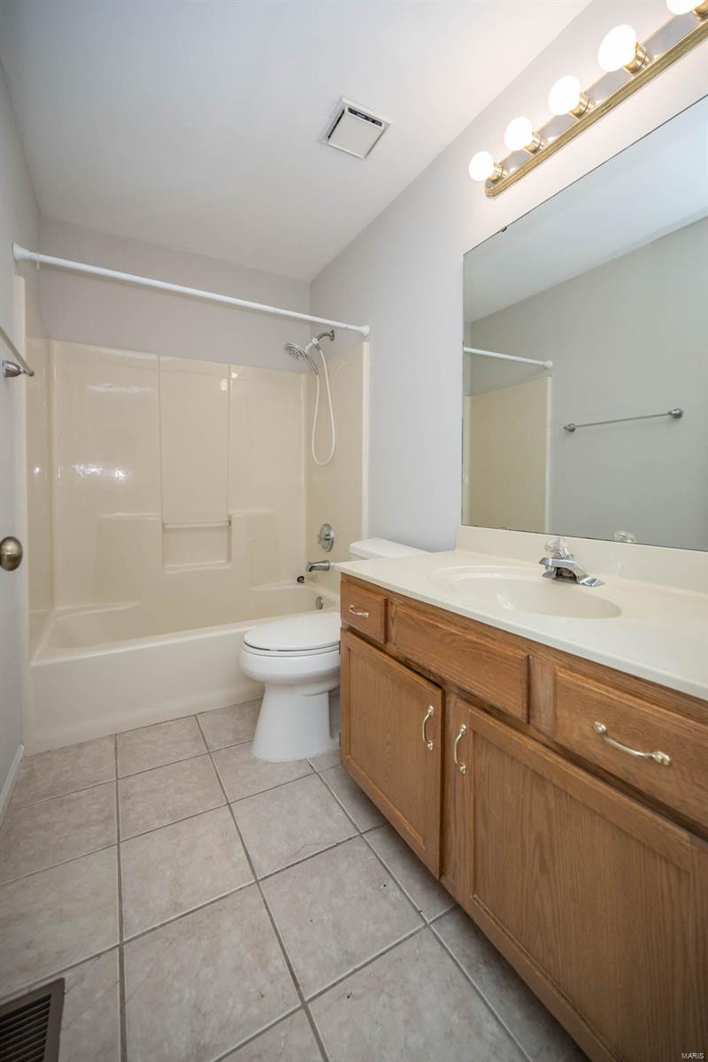 3509 Bostons Farm Drive Bridgeton, MO 63044 - Photo 28 of 33