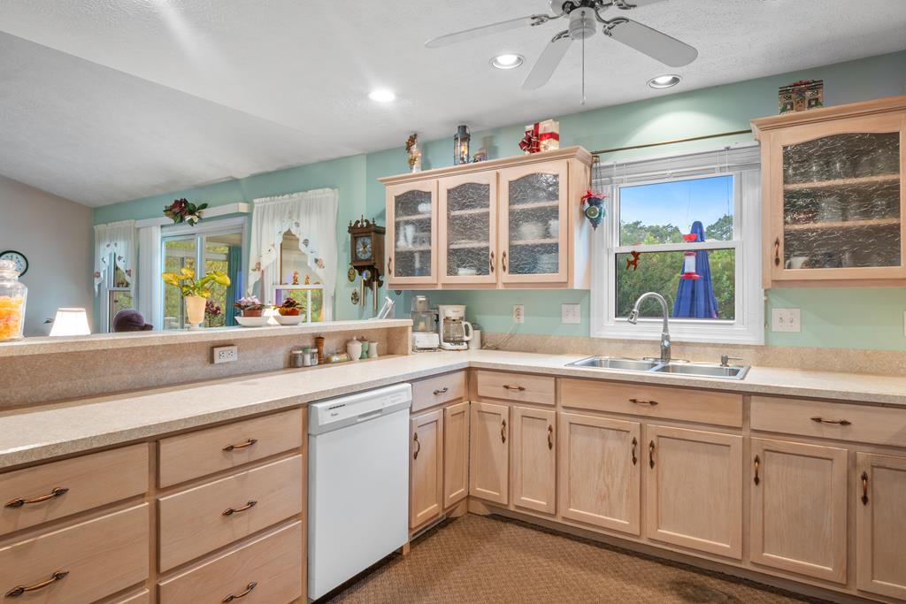 170 Holly Ridge Drive Cana, VA 24317 - Photo 15 of 68 Gallery Image 15