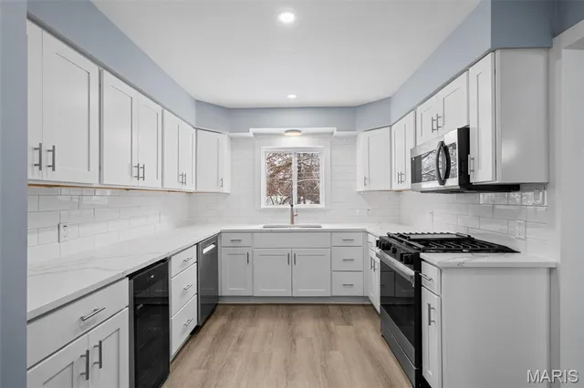 $459,900 | 1439 Bridle Road, Webster Groves, MO 63119