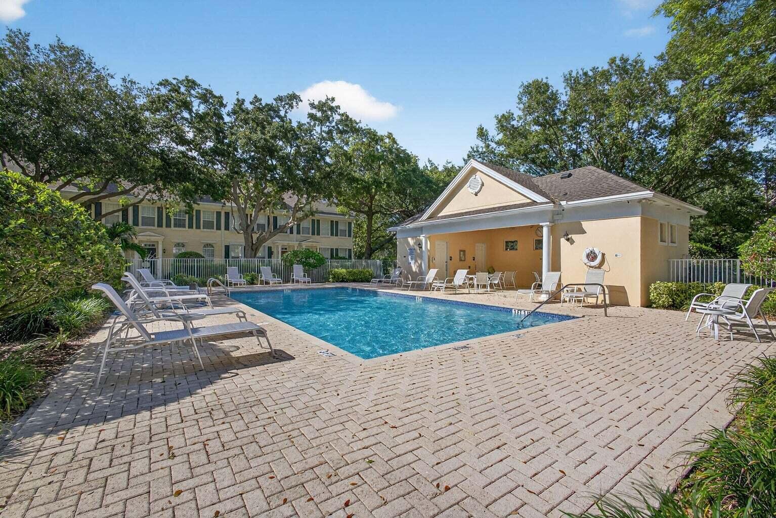 150 Wentworth Court Jupiter, FL 33458 - Photo 40 of 47 Pool