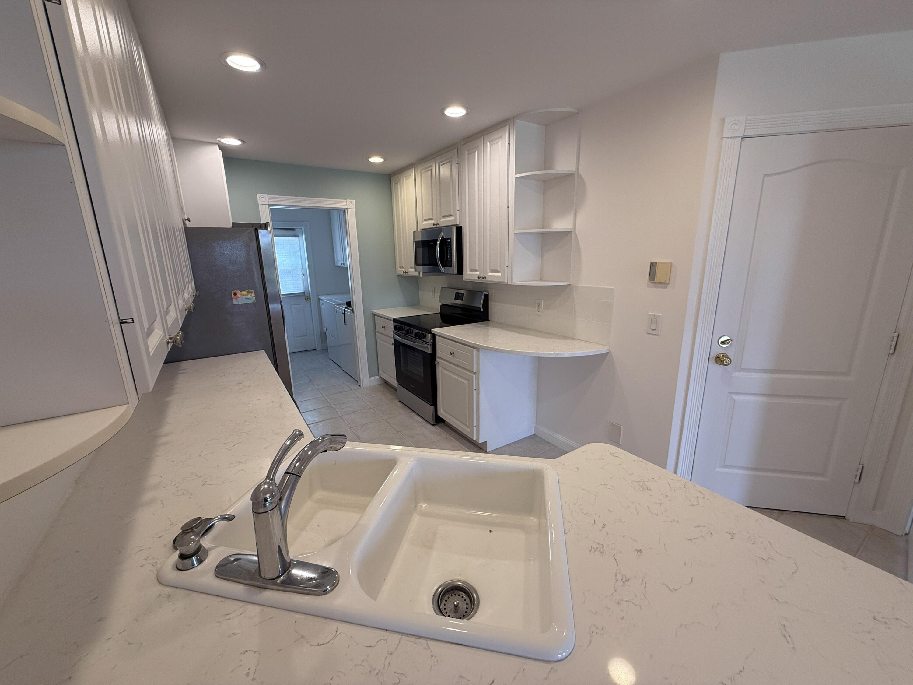 150 Wentworth Court Jupiter, FL 33458 - Photo 9 of 47 150 Wentworth Court