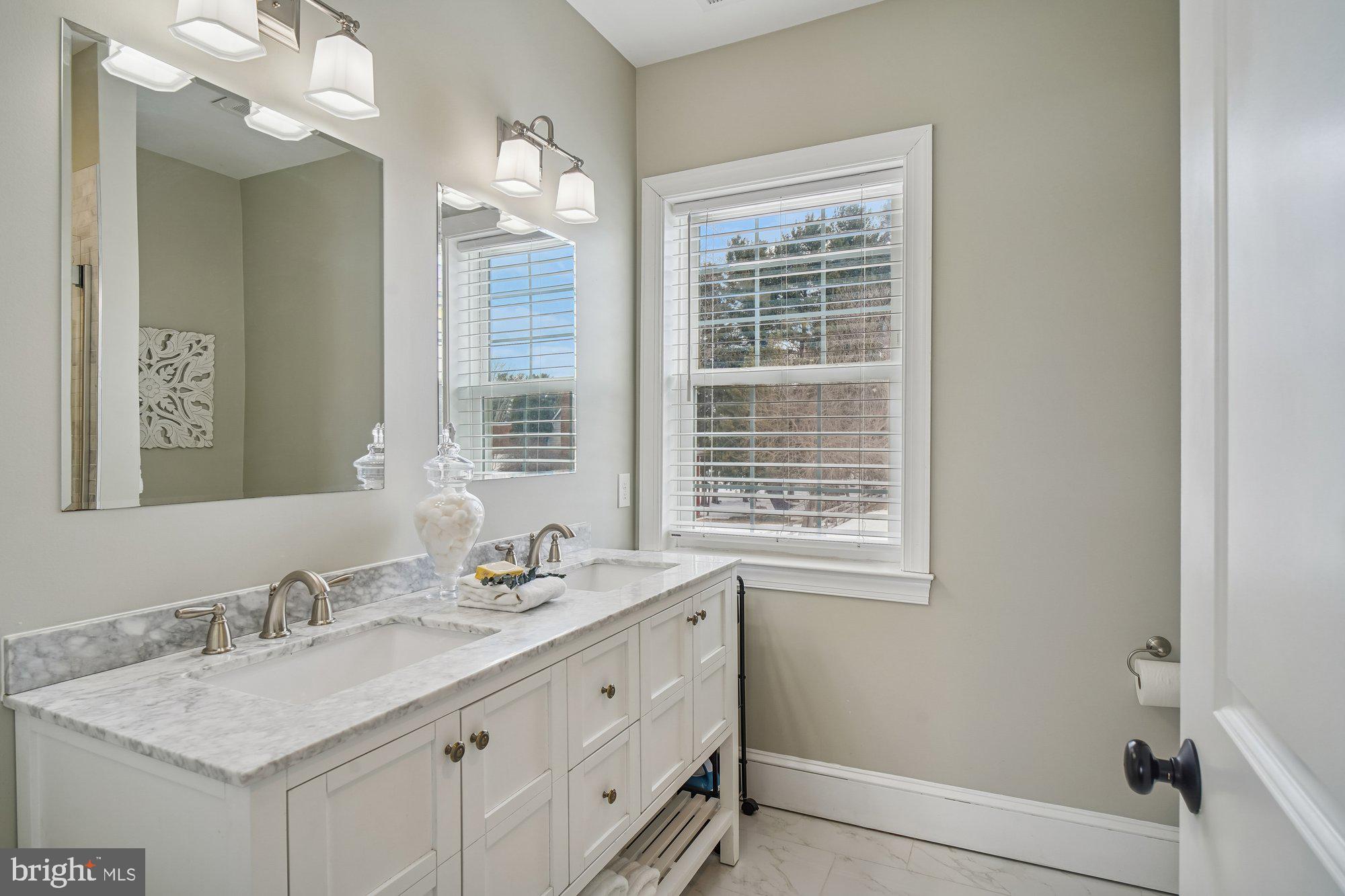 10 Main Street Walkersville, MD 21793 - Photo 20 of 40 Primary Bath