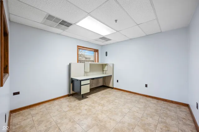 $4,200 | 1441 Central Avenue, Columbus, IN 47201