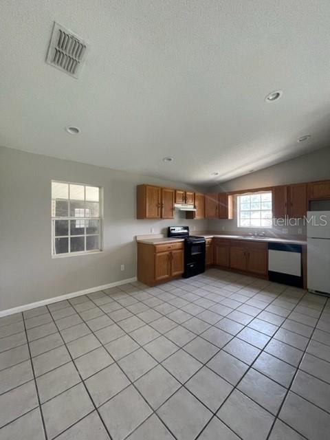 40 Jefferson Road Winter Haven, FL 33884 - Photo 3 of 19