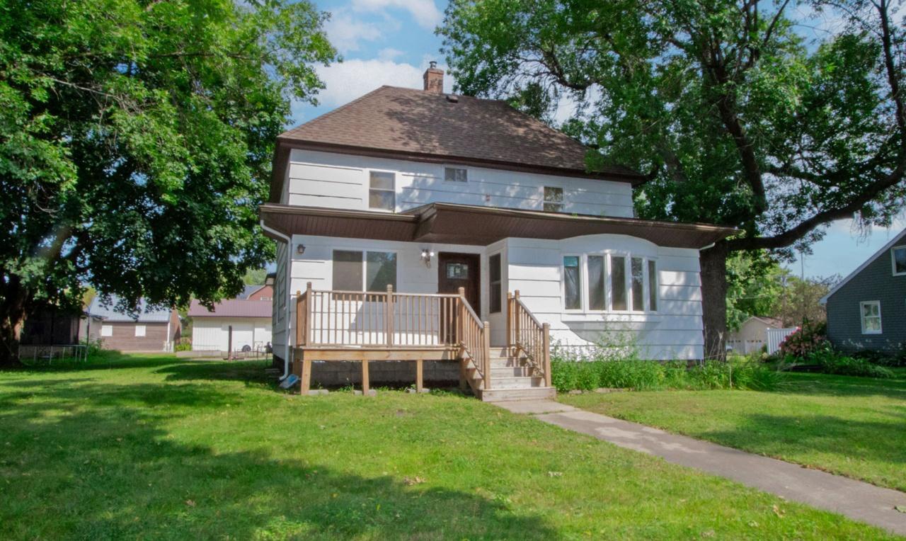 824 4th Street Nicollet, MN 56074 - Photo 1 of 7