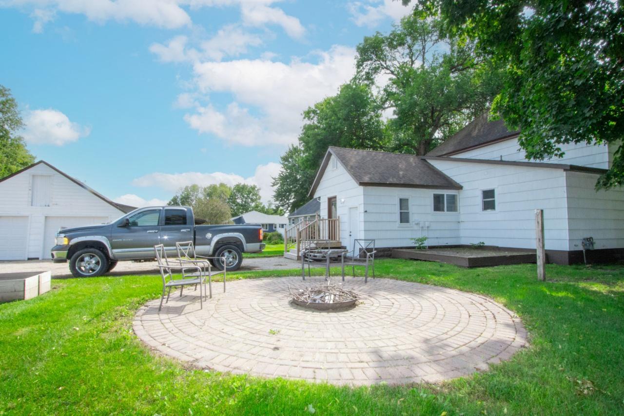 824 4th Street Nicollet, MN 56074 - Photo 4 of 7