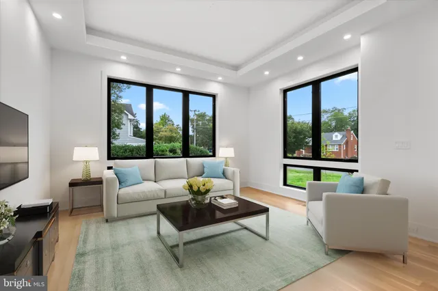 $2,175,000 | 4609 Willow Run Drive, Annandale, VA 22003