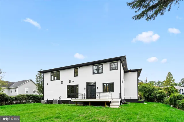 $2,195,000 | 4609 Willow Run Drive, Annandale, VA 22003