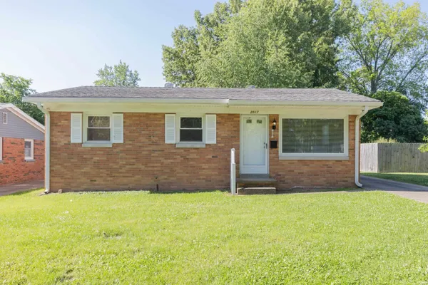 $174,900 | 2017 Ridgeway Avenue, Evansville, IN 47714