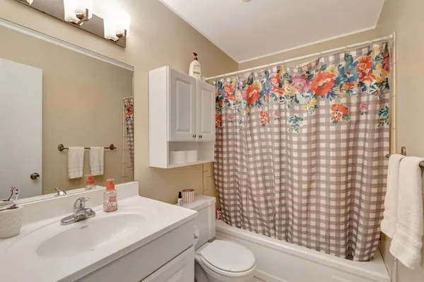 $2,400 | 2305 Lowson Boulevard, Unit A, Delray Beach, FL 33445