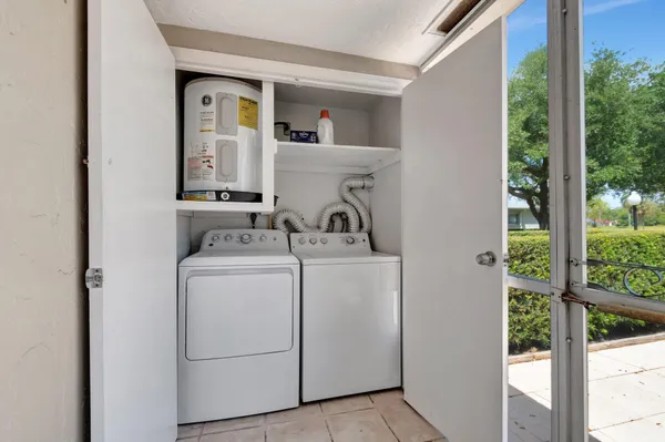 $2,400 | 2305 Lowson Boulevard, Unit A, Delray Beach, FL 33445