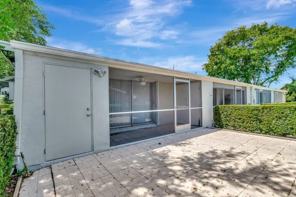 $2,400 | 2305 Lowson Boulevard, Unit A, Delray Beach, FL 33445