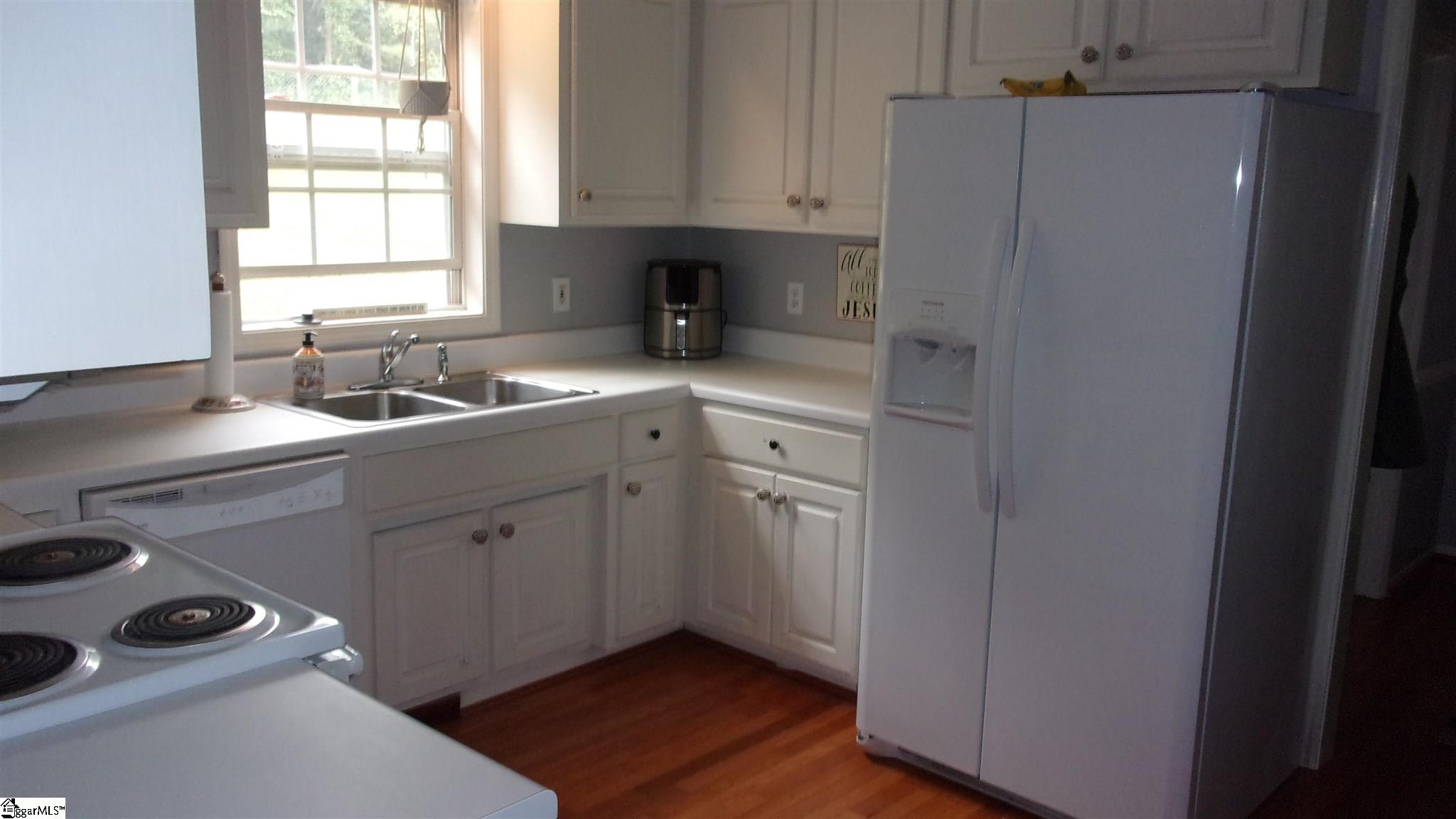 1213 Old Mill Road Easley, SC 29642 - Photo 4 of 14