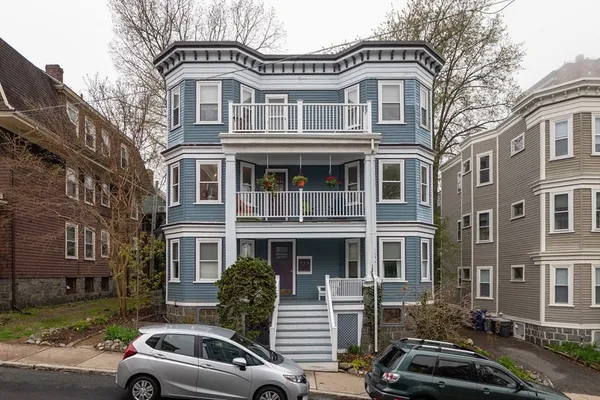 $3,300 | 12 Parkton Road, Unit 2, Boston, MA 02130