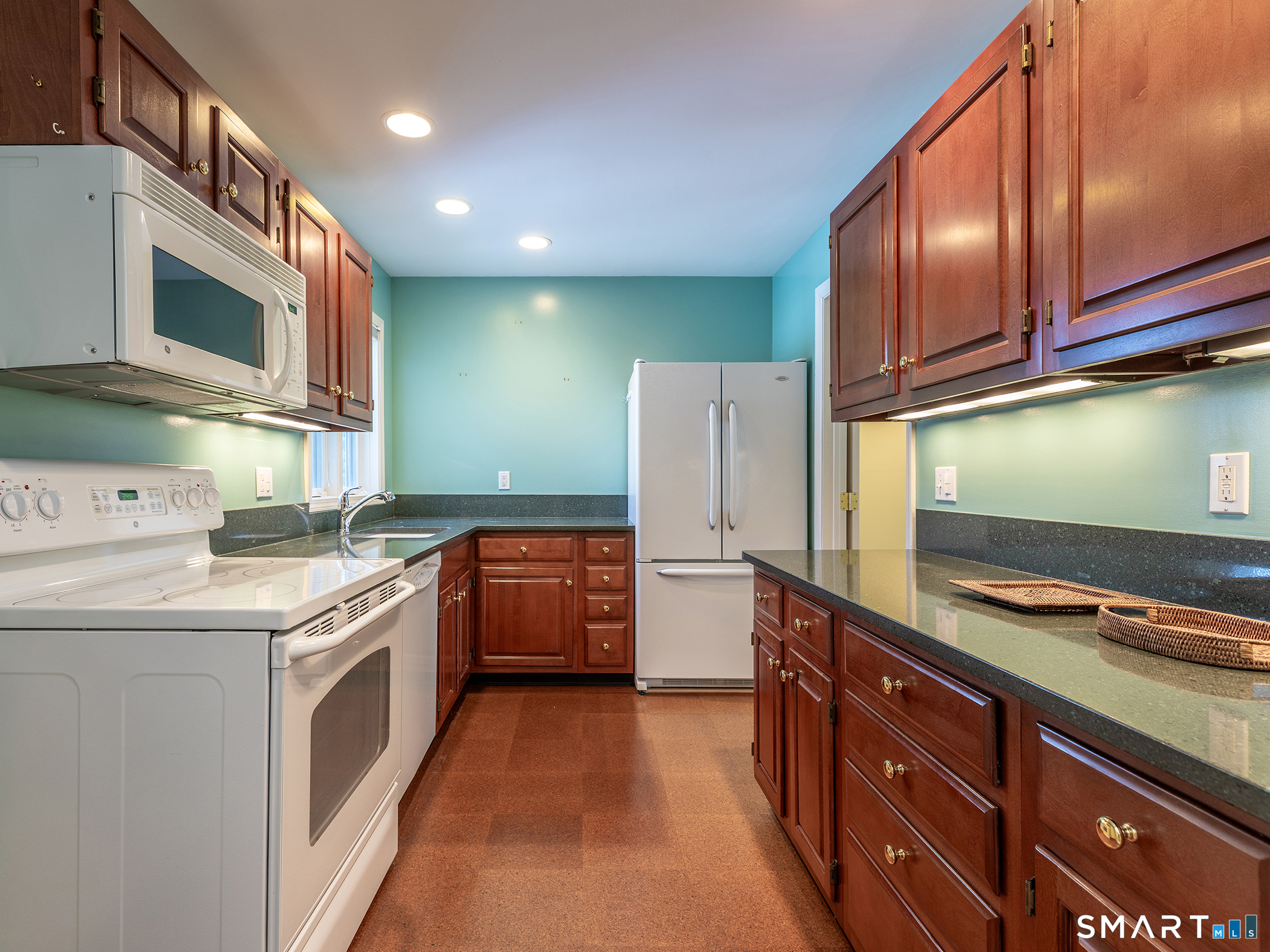 19 Juniper Meadow Road, Unit 19 Washington, CT 06794 - Photo 19 of 38