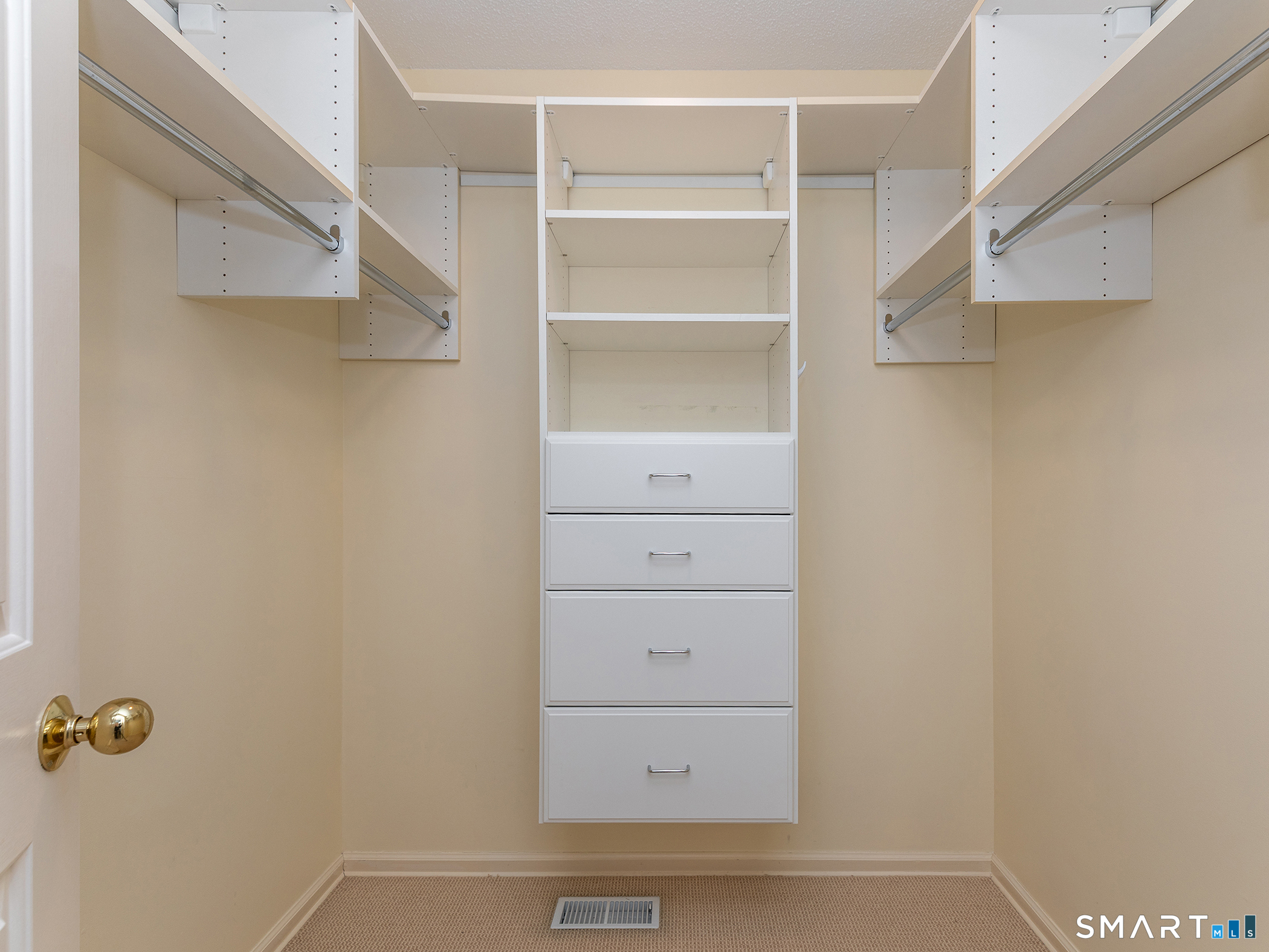 19 Juniper Meadow Road, Unit 19 Washington, CT 06794 - Photo 25 of 38