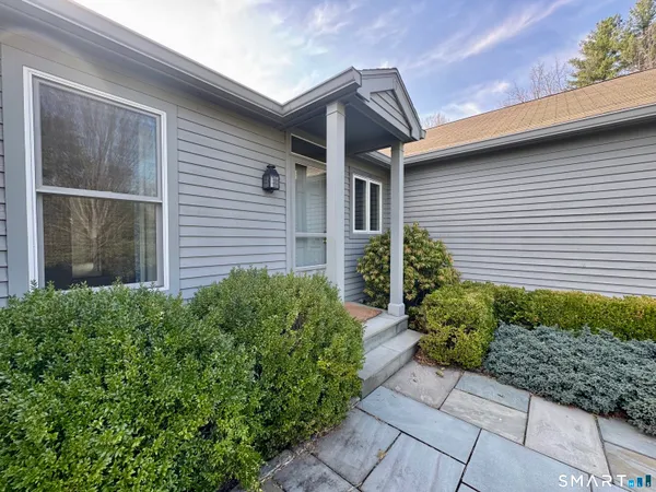 $635,000 | 19 Juniper Meadow Road, Unit 19, Washington, CT 06794