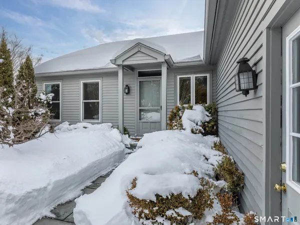 $635,000 | 19 Juniper Meadow Road, Unit 19, Washington, CT 06794