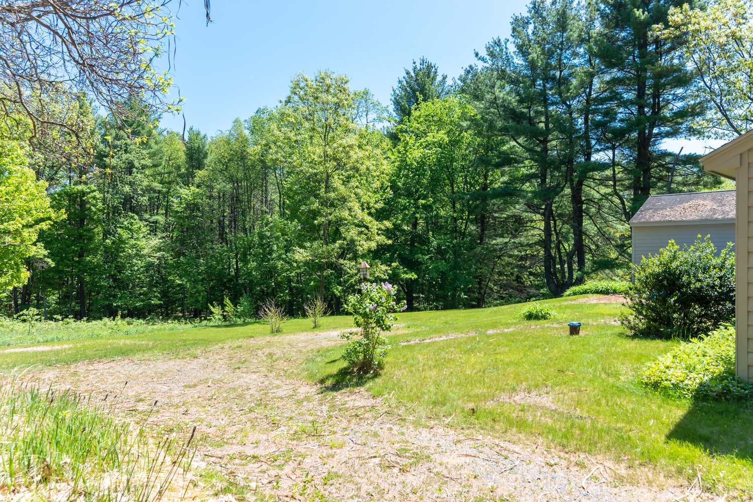 21 Old Mont Vernon Road Amherst, NH 03031 - Photo 31 of 33 Gallery Image 31
